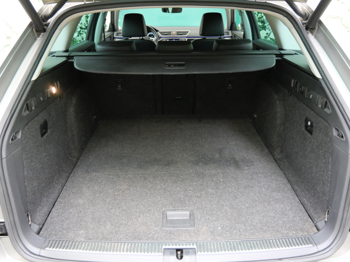 Škoda Superb 2.0 TSI 162 kW L&K