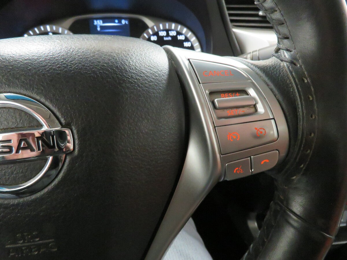 Nissan Navara 2.3 dCi 140 kW DC N-Connecta