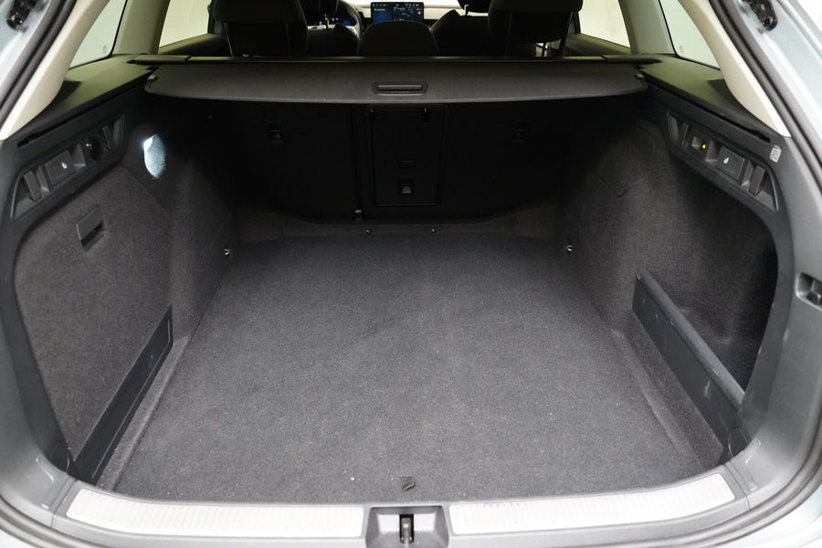 Škoda Superb 2.0 TDI 110 kW DSG Selection – foto 27