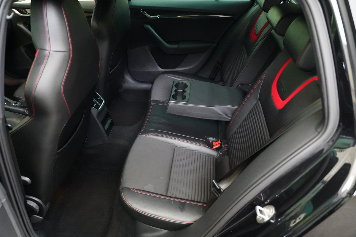 Škoda Octavia 2.0 TDI 135 kW RS – foto 27