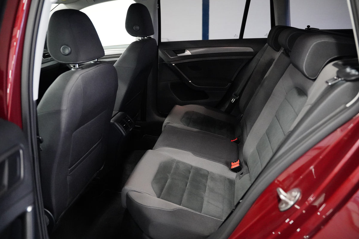 Volkswagen Golf 2.0 TDI 110 kW Comfortline – foto 27
