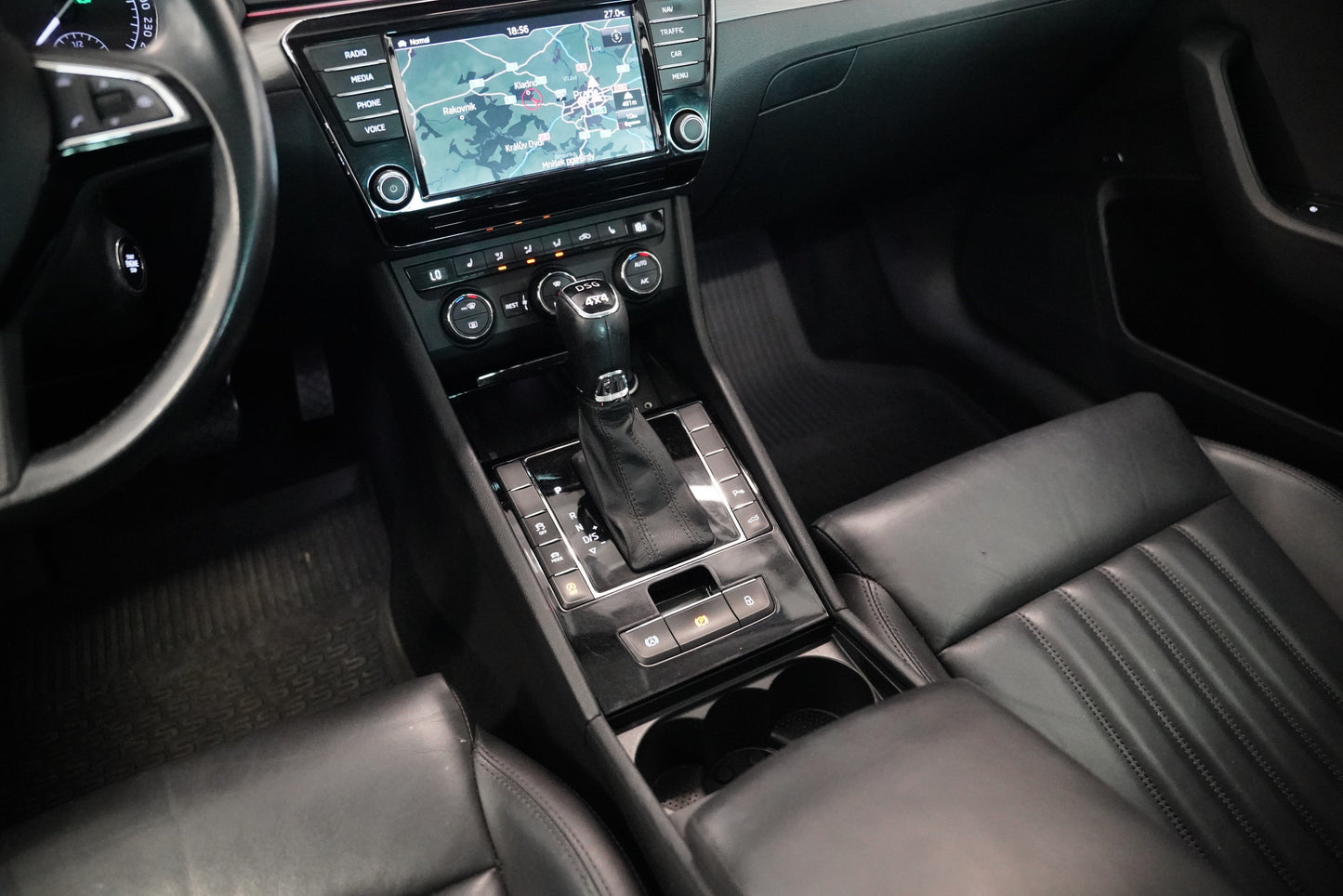 Škoda Superb 2.0 TDI 140 kW DSG 4x4 Style