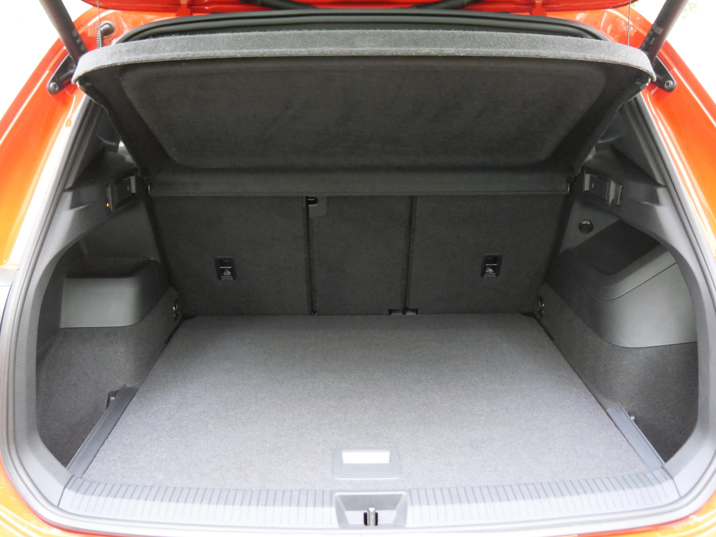 Volkswagen Tiguan 2.0 TDI 142 kW DSG 4x4 R-Line