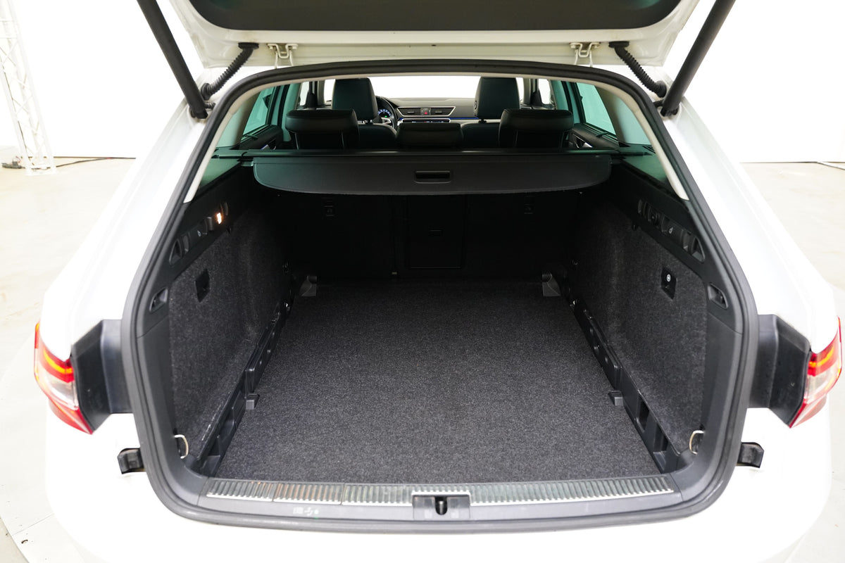 Škoda Superb 2.0 TDI 140 kW Style