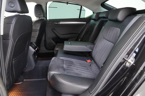 Škoda Superb 2.0 TDI 140 kW DSG Style Plus – foto 27