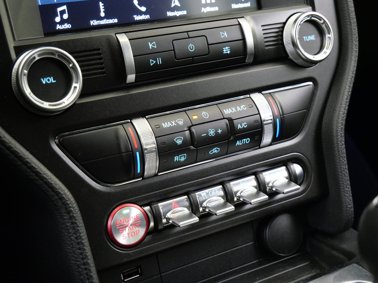 Ford Mustang 5.0 V8 514 kW Roush