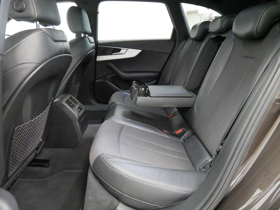 Audi A4 Avant 2.0TDi 110kW AT 2WD – foto 27