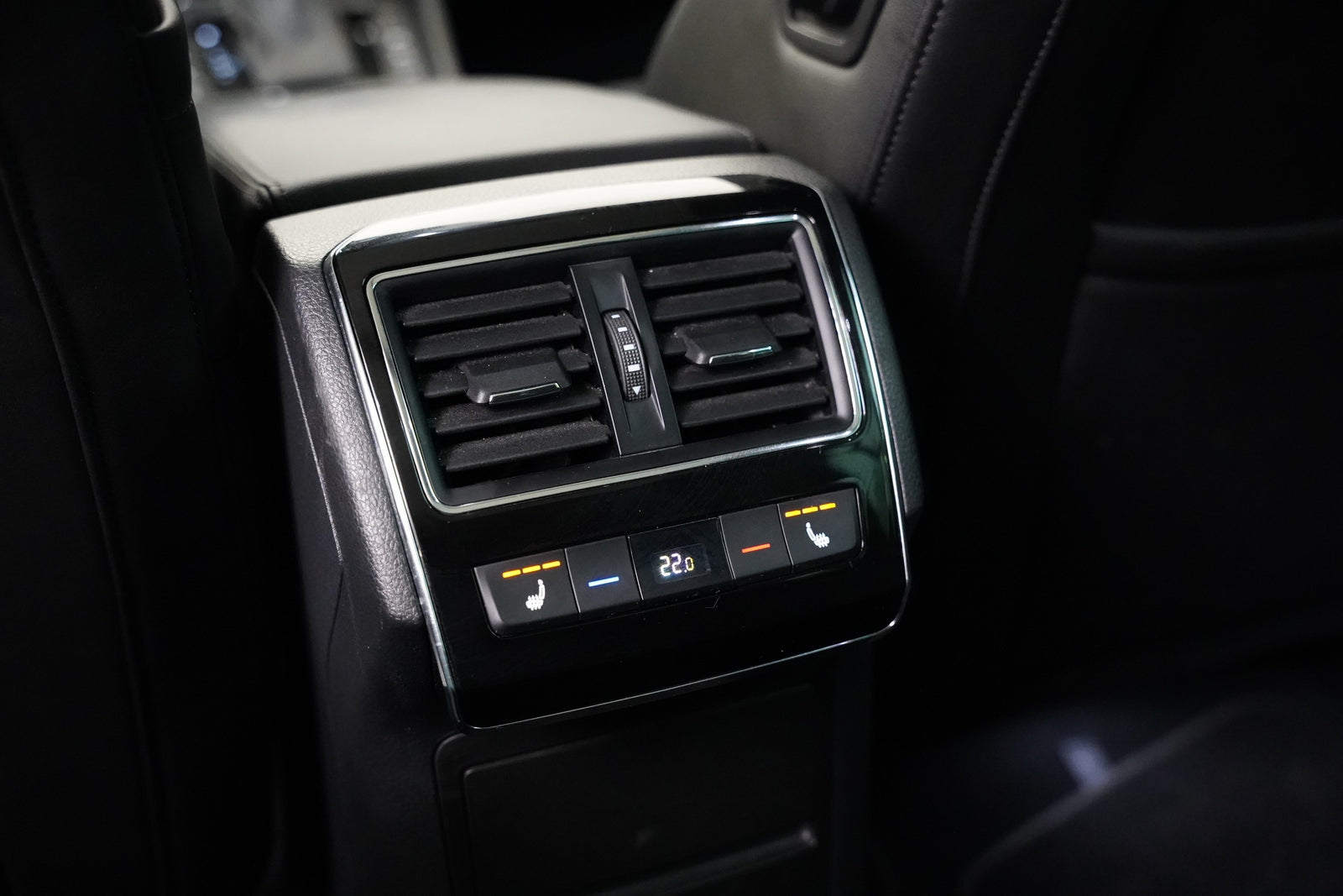 Škoda Superb 2.0 TSI 140 kW DSG Style – foto 27