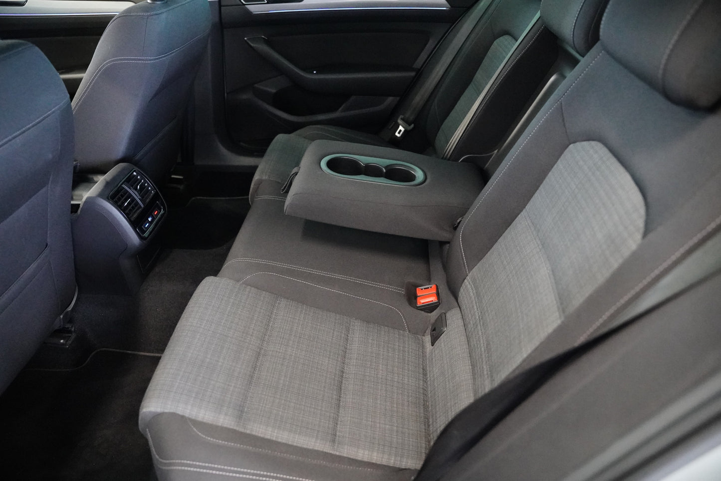 Volkswagen Passat 2.0 TDI 110 kW Business