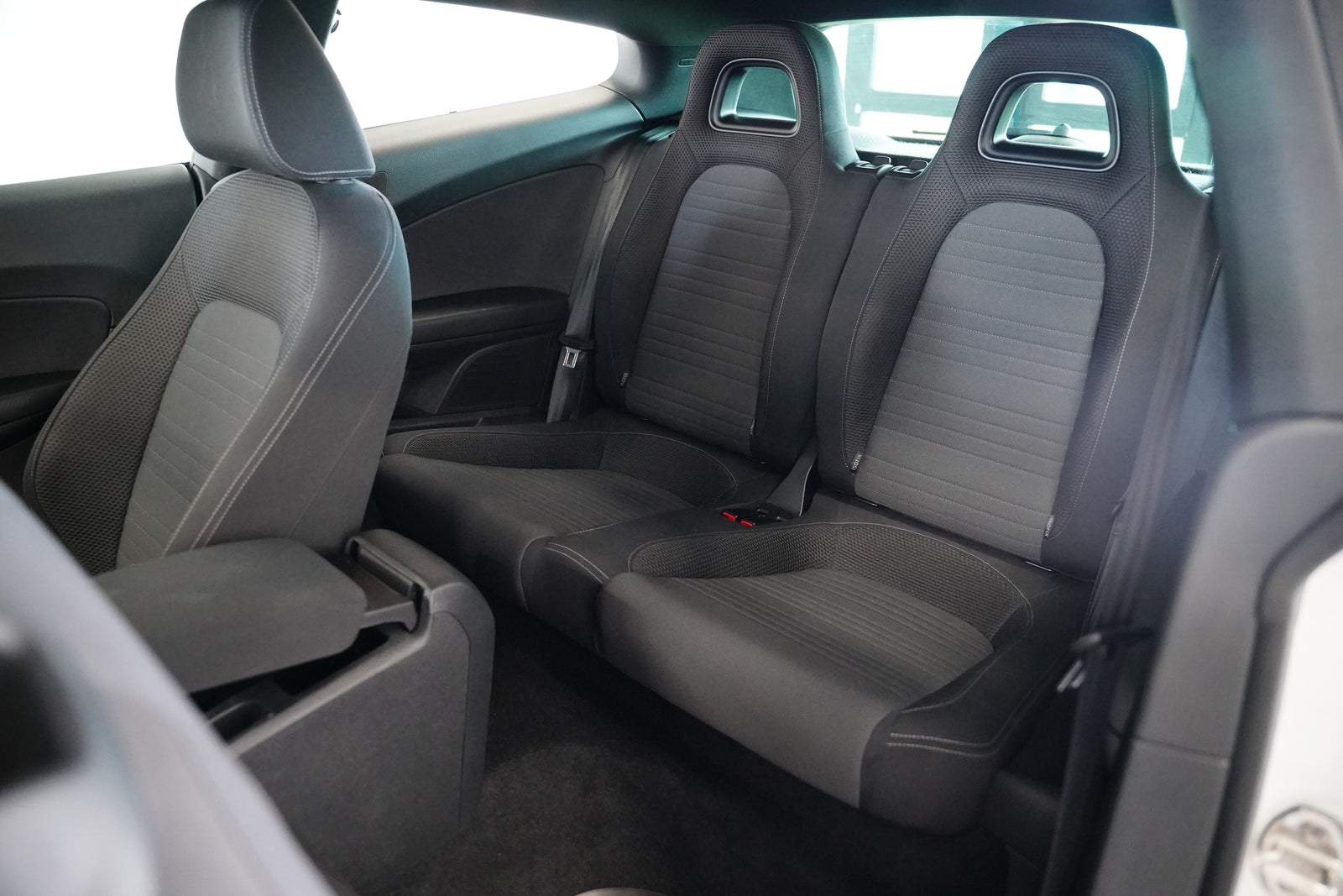 Volkswagen Scirocco 2.0 TSI 155 kW Sport – foto 27