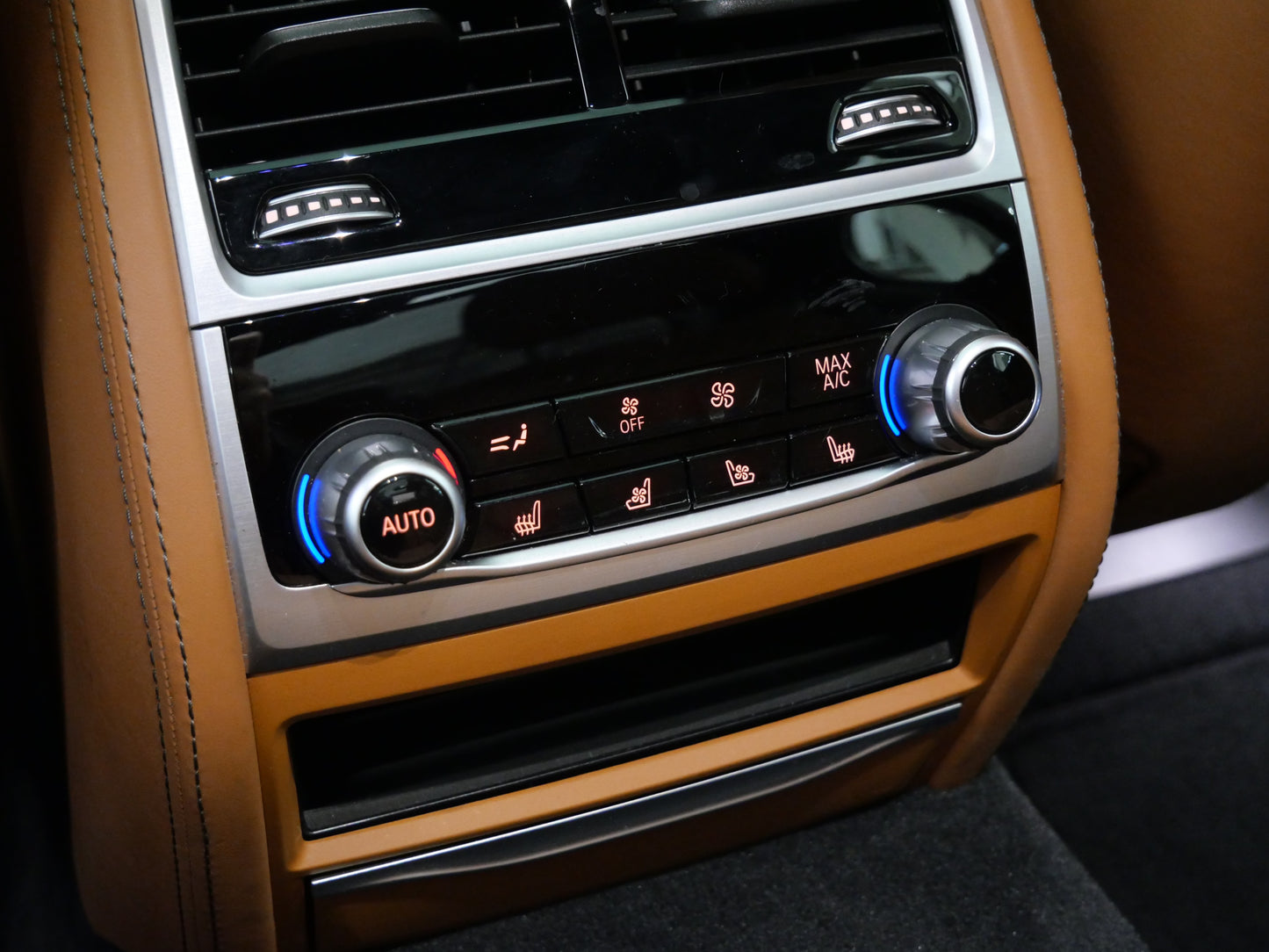 BMW Řada 7 750i 330 kW xDrive