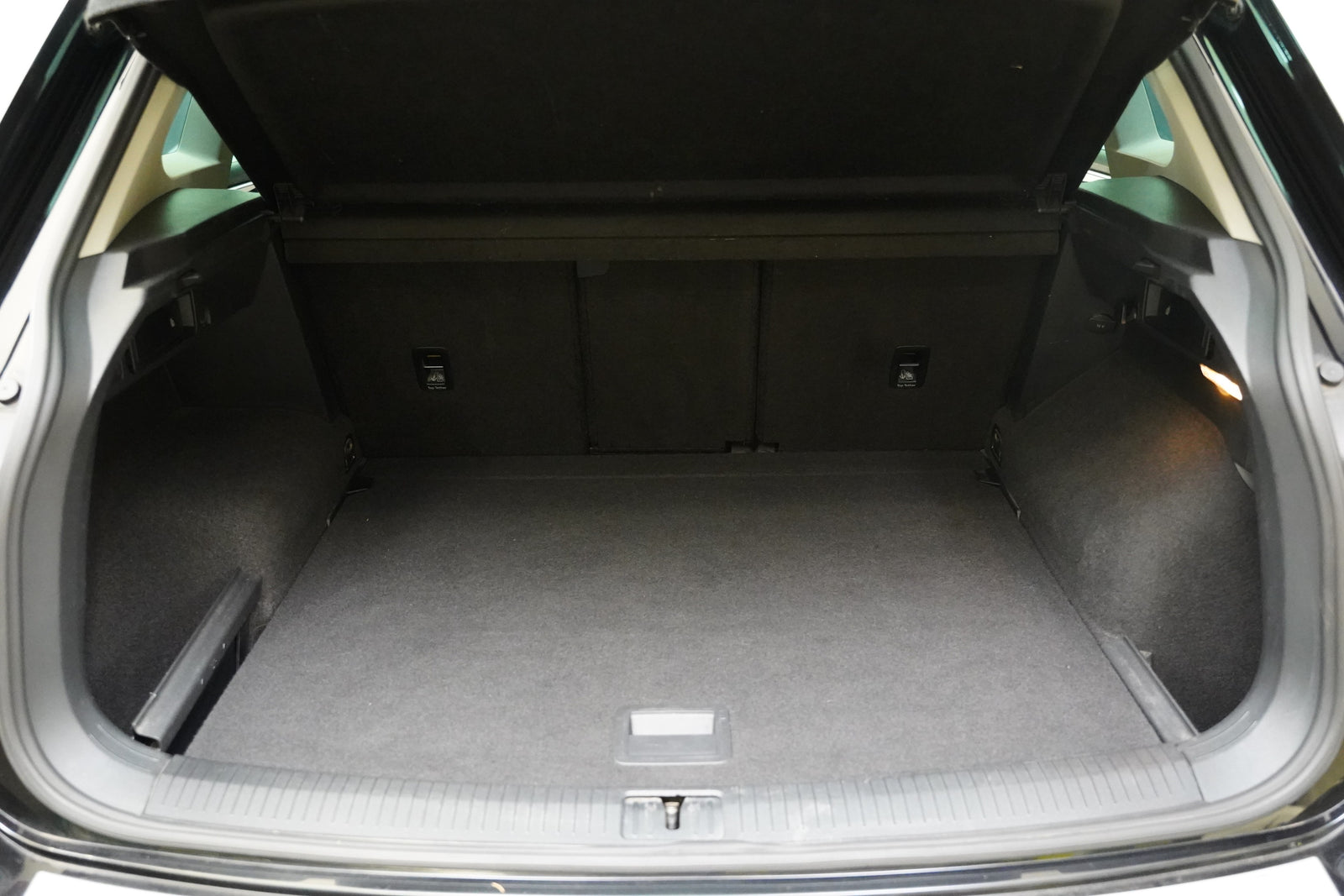 Volkswagen Tiguan 1.4 TSI 110kW 4Motion Highline – foto 27