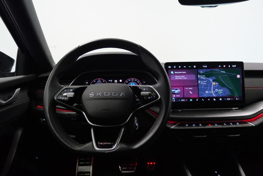 Škoda Octavia 2.0 TSI 195kW DSG RS Combi – foto 17