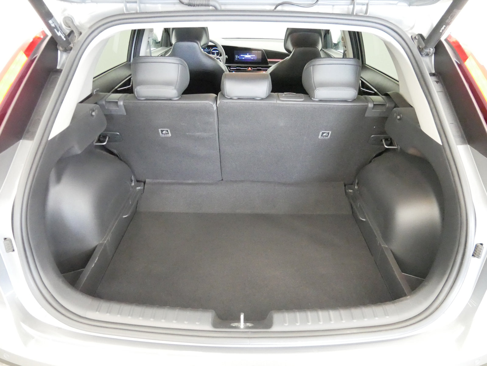 Kia Niro 1.6 HE-V 77kW Premium – foto 28