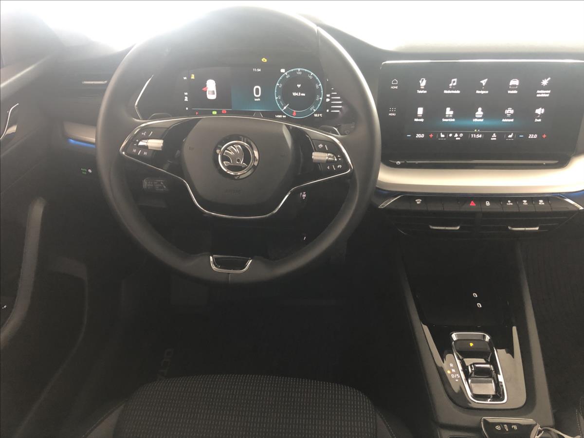 Škoda Octavia 1.5 G-TEC/96 kW/DSG/AMBI+/LED