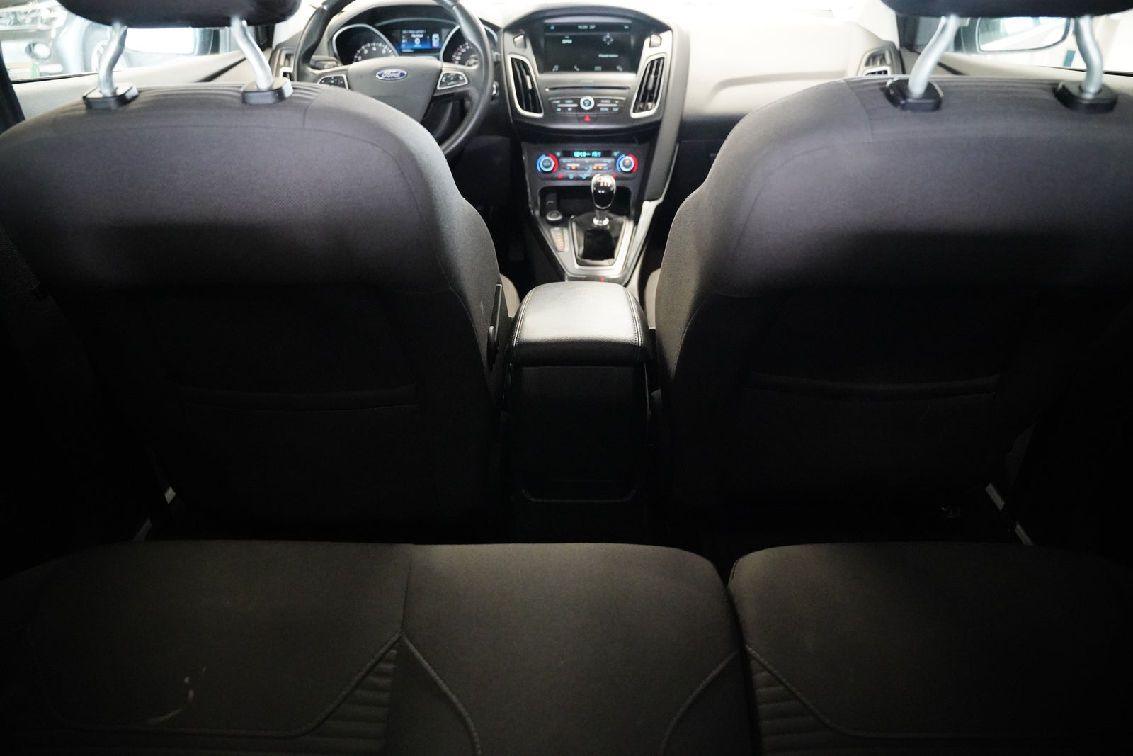 Ford Focus 1.0 Ecoboost 92kW – foto 28