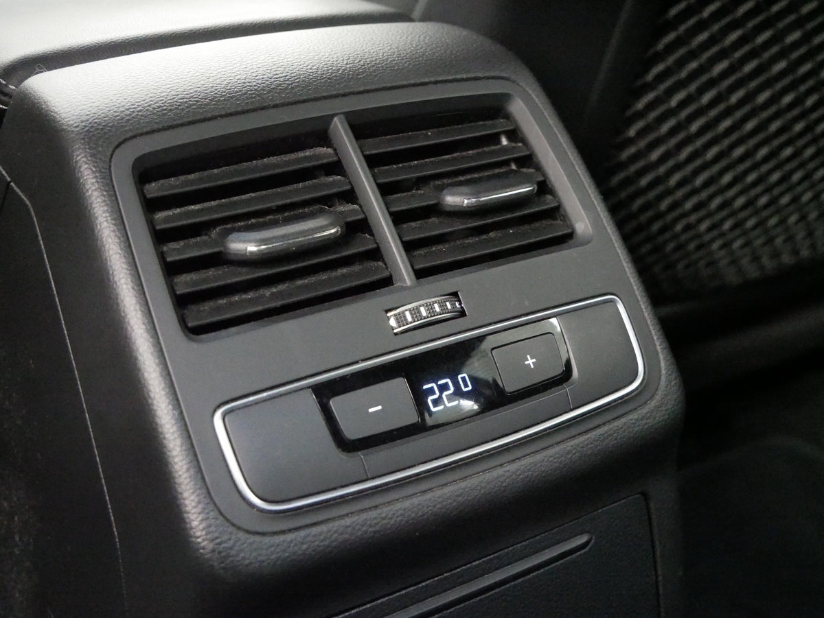 Audi A4 Avant 2.0TDi 110kW AT 2WD – foto 28