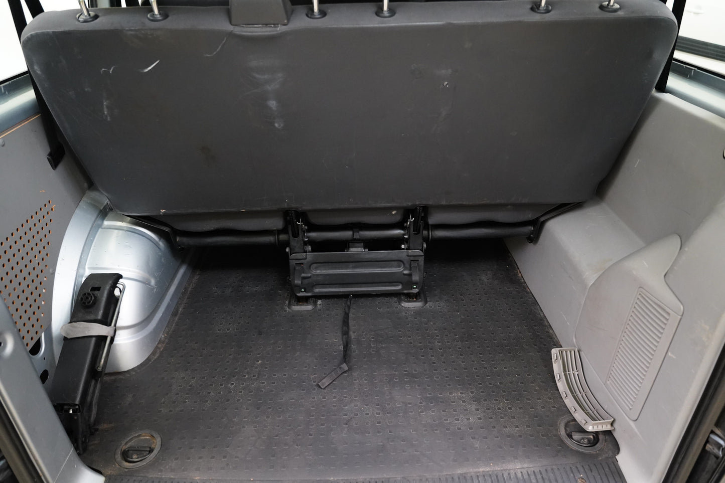 Volkswagen Transporter 2.0 TDI 103 kW 9 míst