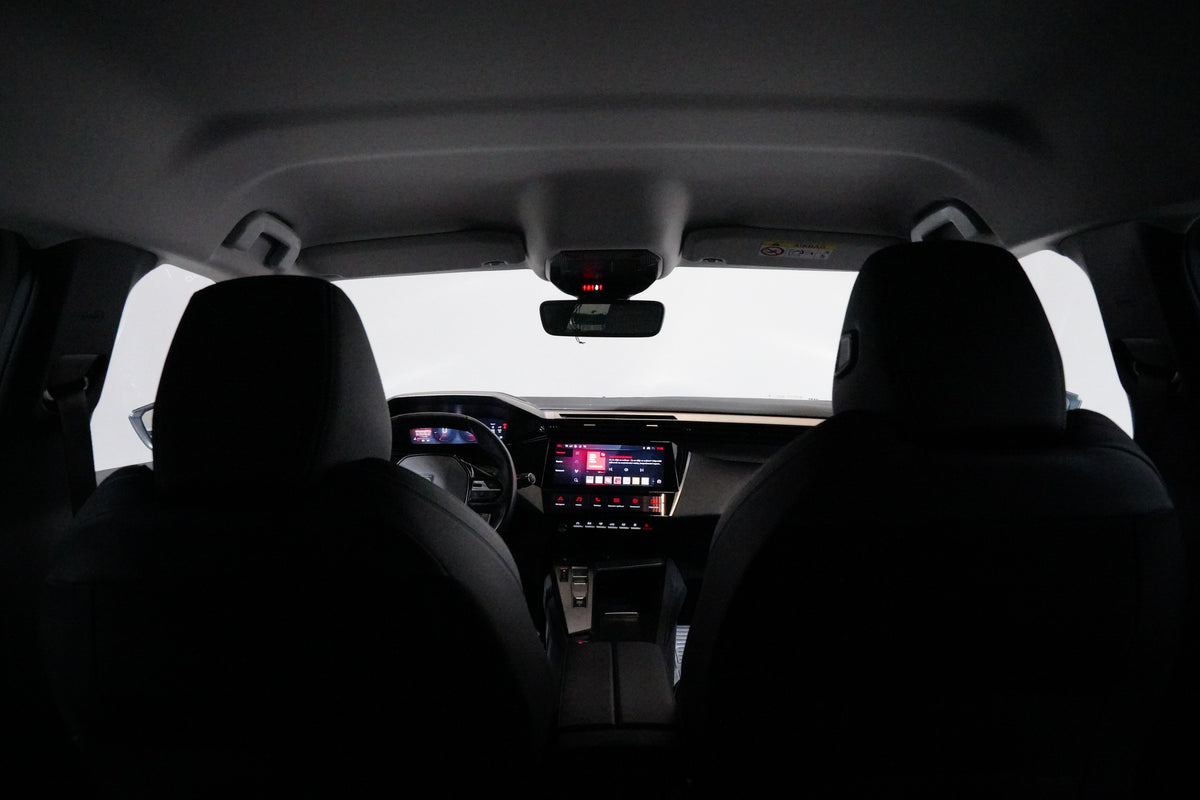 Peugeot 308 1.5 BlueHDi 96 kW Allure – foto 28