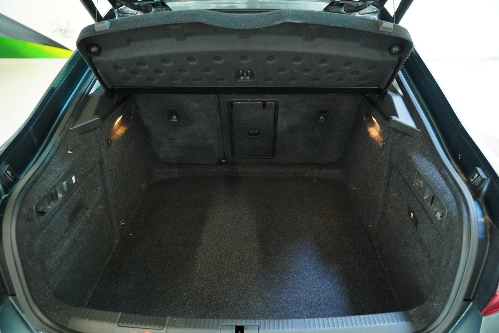 Škoda Superb 1.8 TSI 132 kW DSG L&K – foto 29