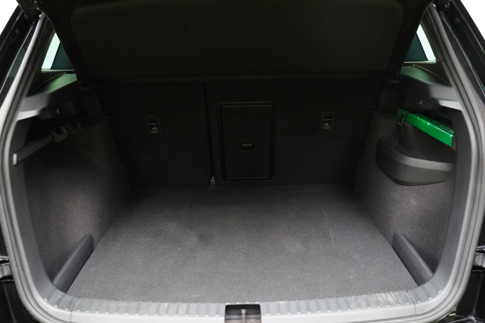 Škoda Karoq 2.0 TDI 110 kW 4x4 Sportline – foto 28