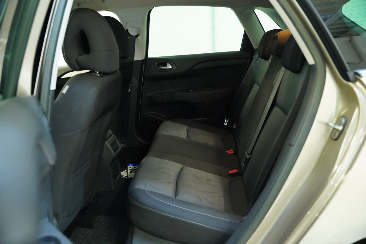 Citroën C4 1.6 HDI 68 kW – foto 21