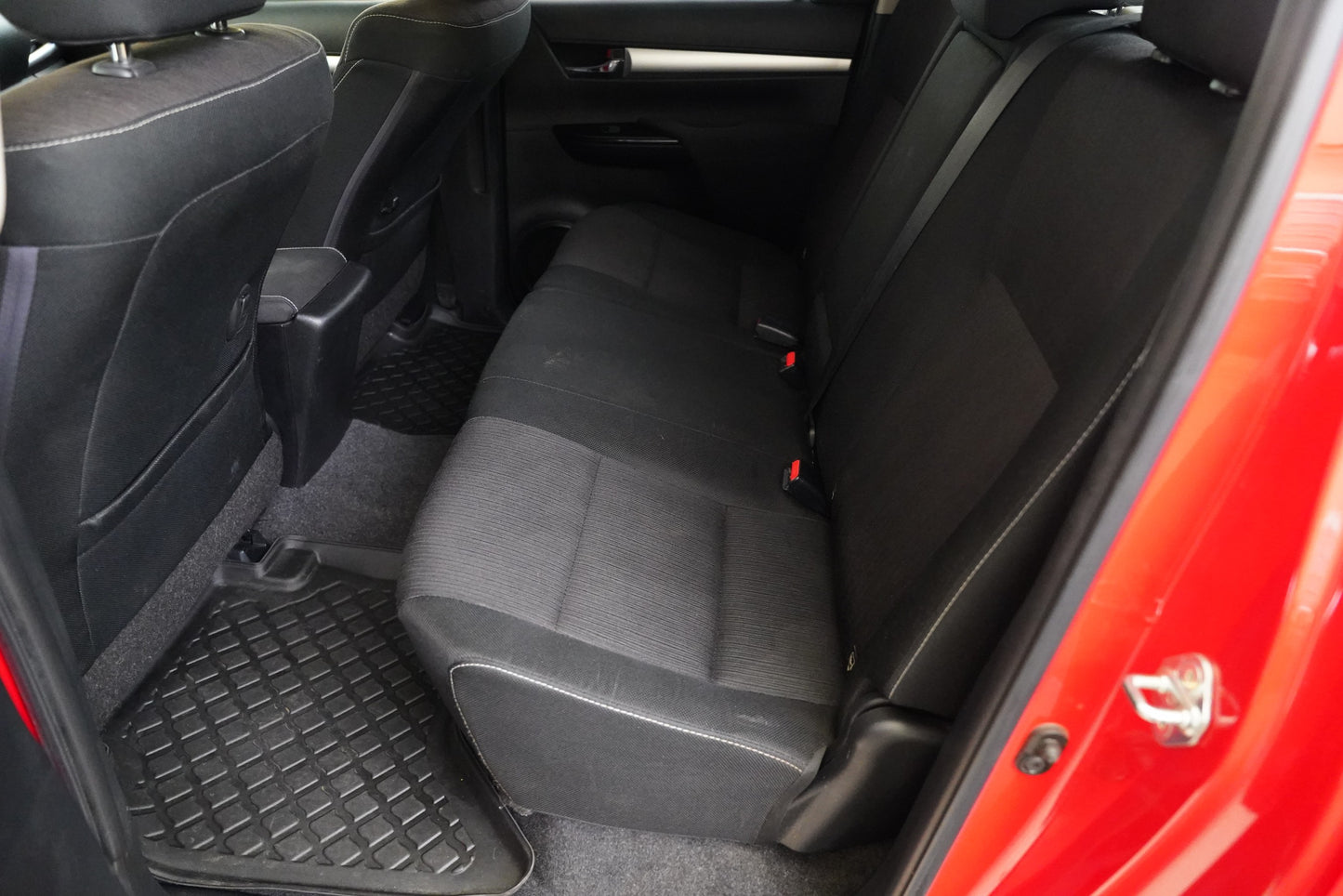 Toyota Hilux 2.4 D-4D 110 kW 4X4