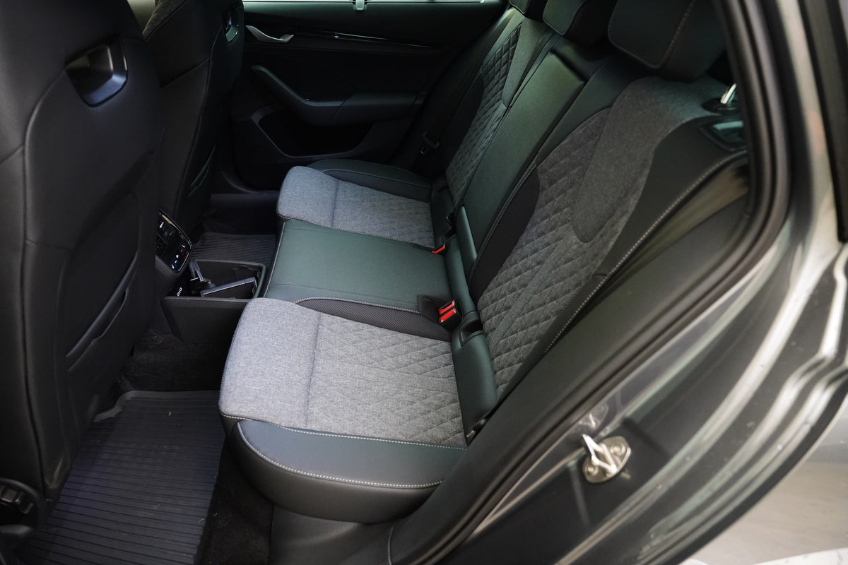 Škoda Octavia 2.0 TDI 110 kW DSG Sportline – foto 28