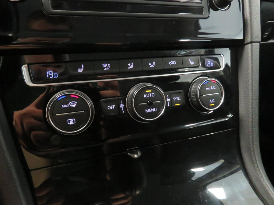 Volkswagen Golf 2.0 TDI 110 kW Highline – foto 18