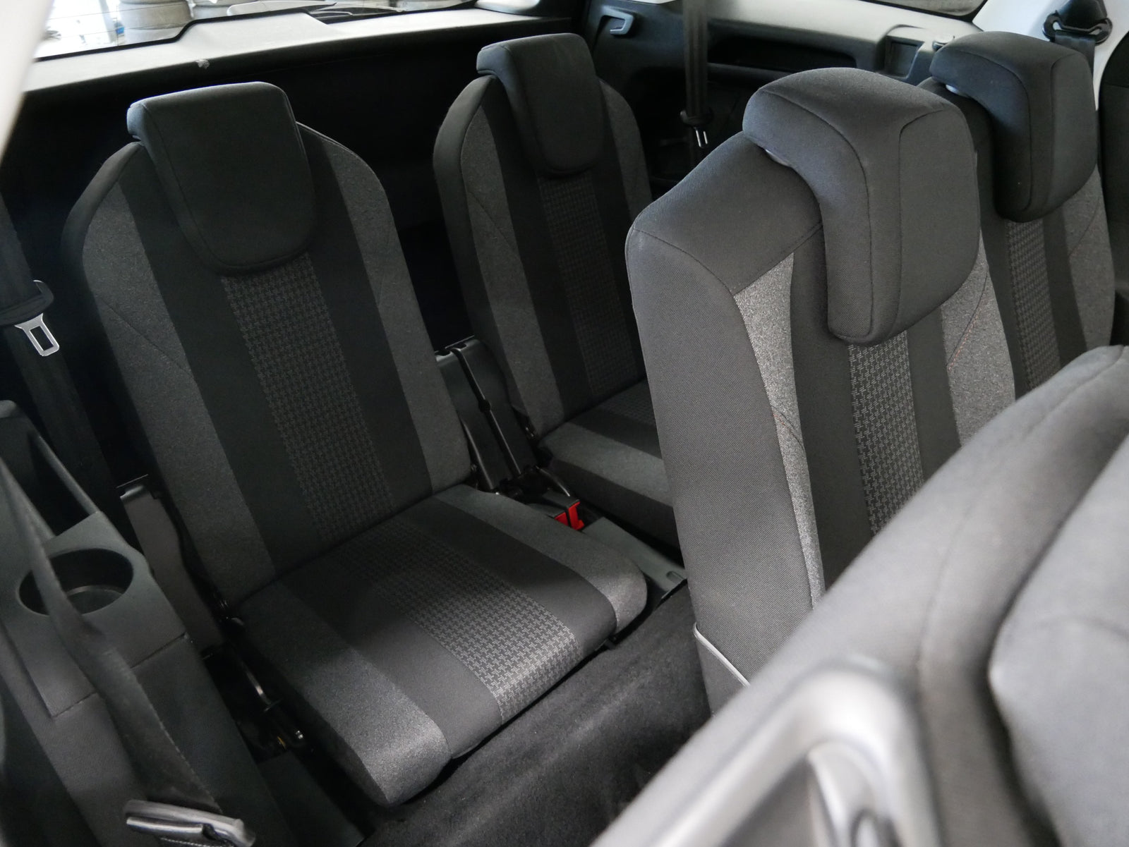 Peugeot 5008 1.2 PureTech 96 kW – foto 28
