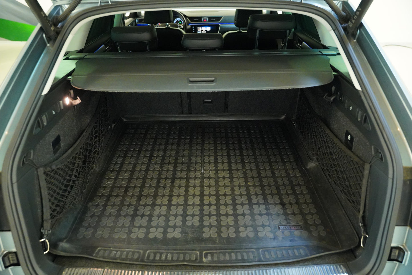 Škoda Superb 2.0 TDI 140 KW
