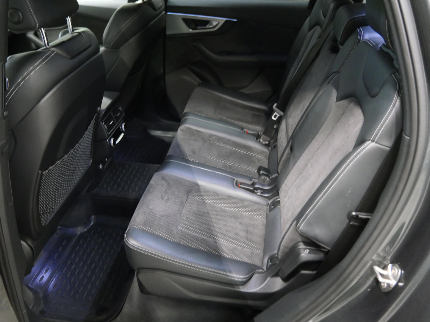 Audi Q7 3.0 TDI V6 200 kW S line