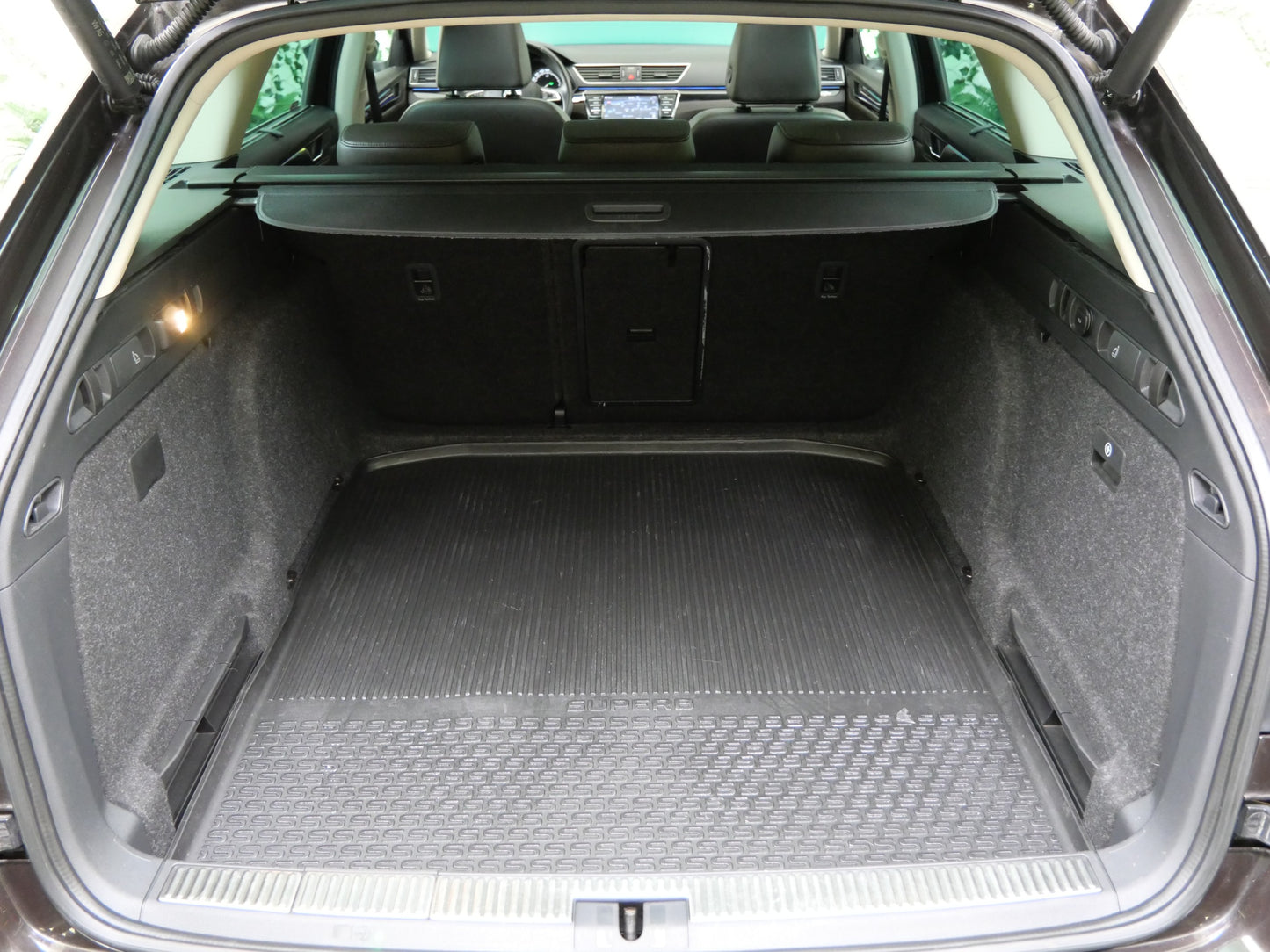 Škoda Superb 2.0 TDI 140 kW 4x4 L&K