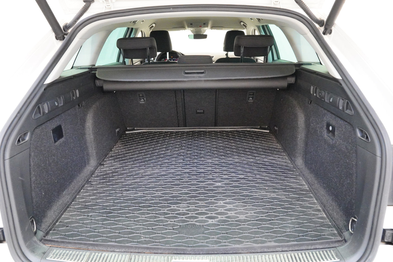 Škoda Superb 1.4 TSI iV 115 kW Style – foto 29