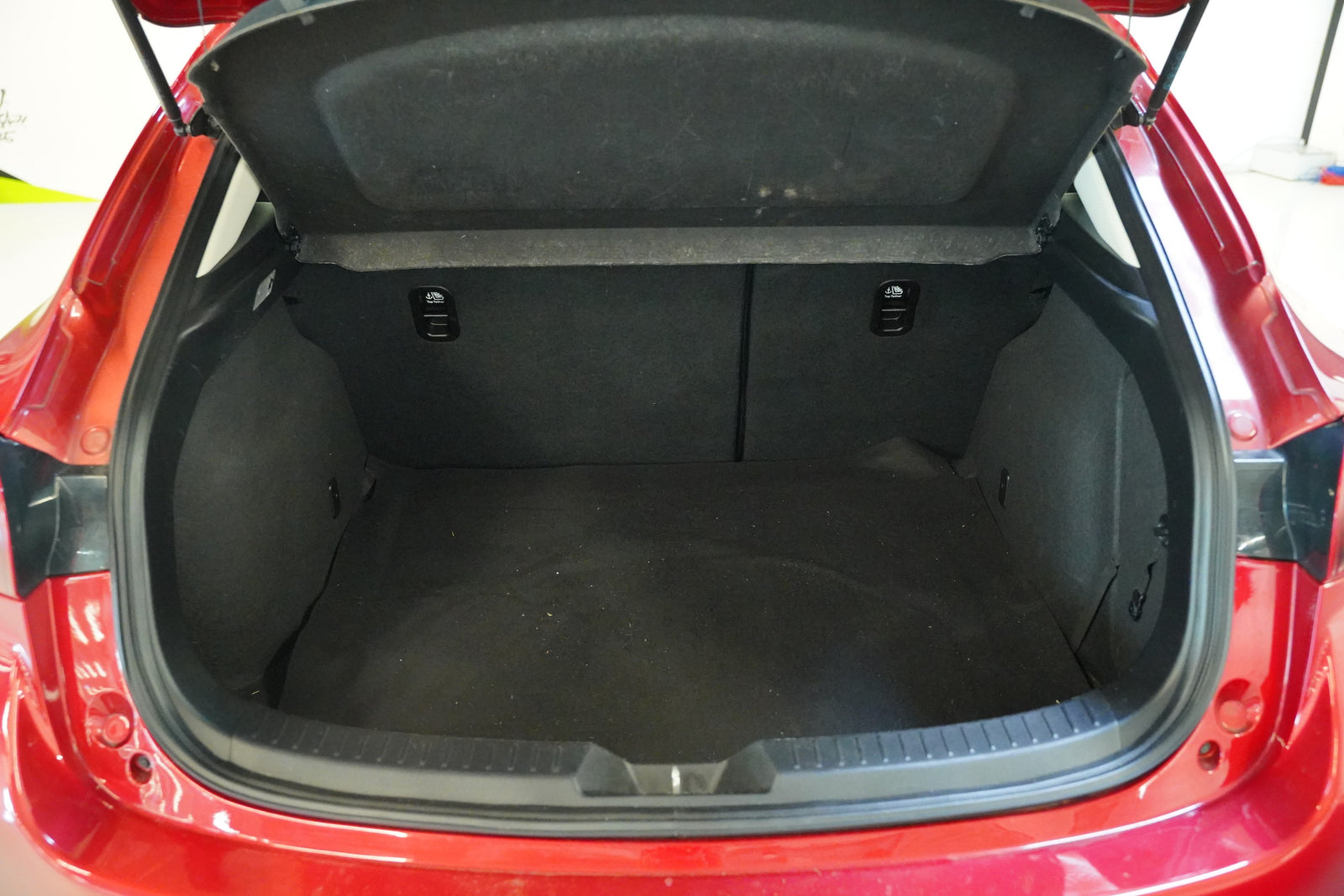 Mazda 3 2.0 Skyactiv 88 kW – foto 24
