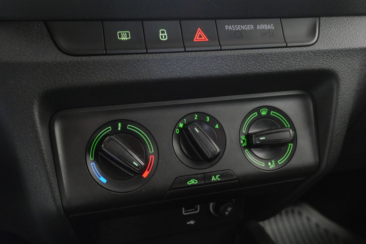 Škoda FABIA COMBI 1.0 TSI 70kW Ambition – foto 19