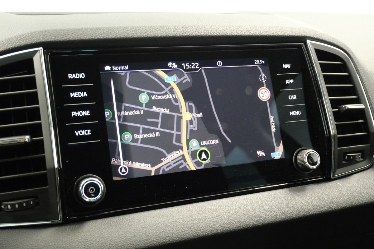 Škoda Karoq 1.5 TSI 110 kW Top Selection