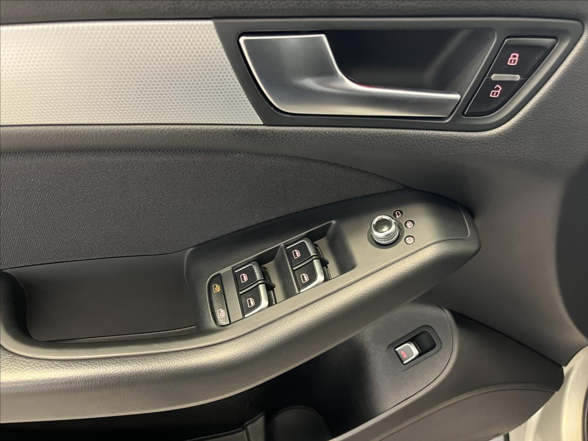 Audi Q5 2.0 TDI S-Line