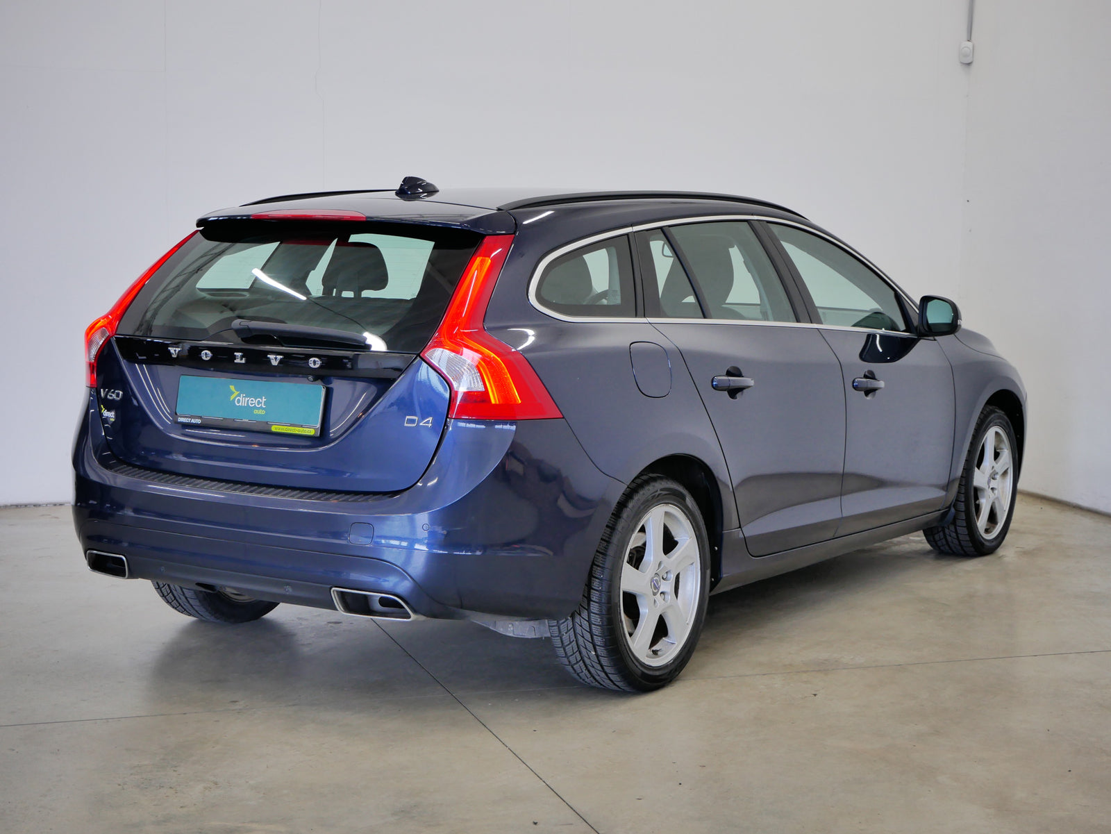 Volvo V60 D4 133kW Momentum – foto 2