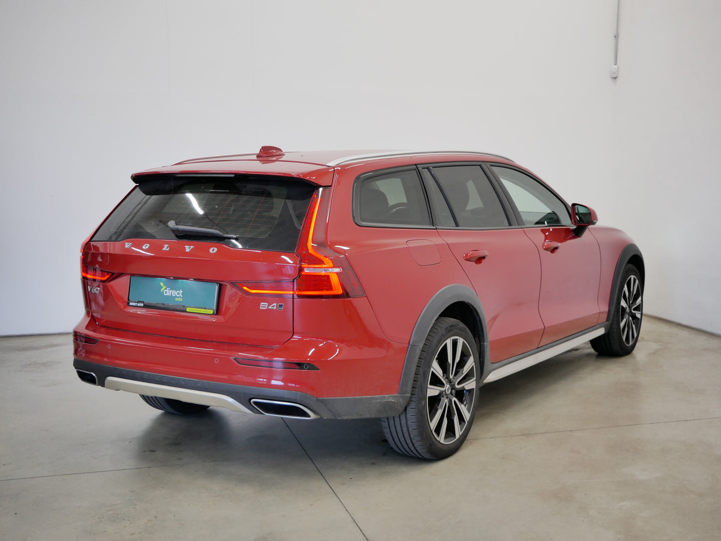 Volvo V60 2.0 B4 145 kW Cross Country