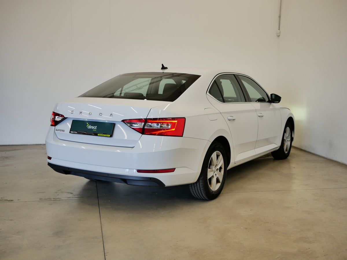 Škoda Superb 1.5 TSI 110 kW DSG Ambition – foto 2