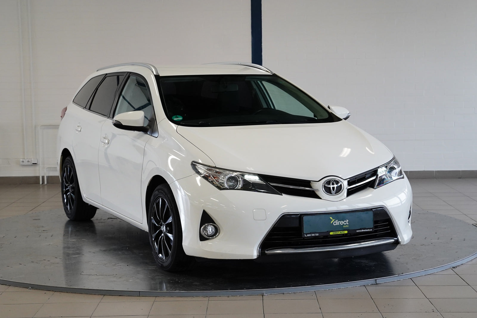 Toyota Auris 1.6 Valvematic 97 kW Comfort – foto 2