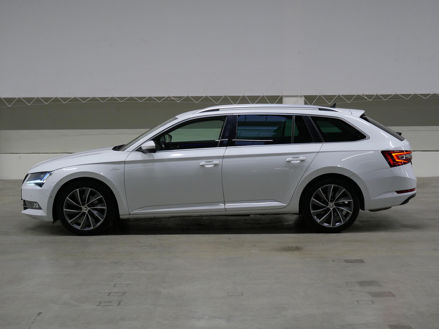 Škoda Superb 2.0 TDI 140 kW 4x4 L&K
