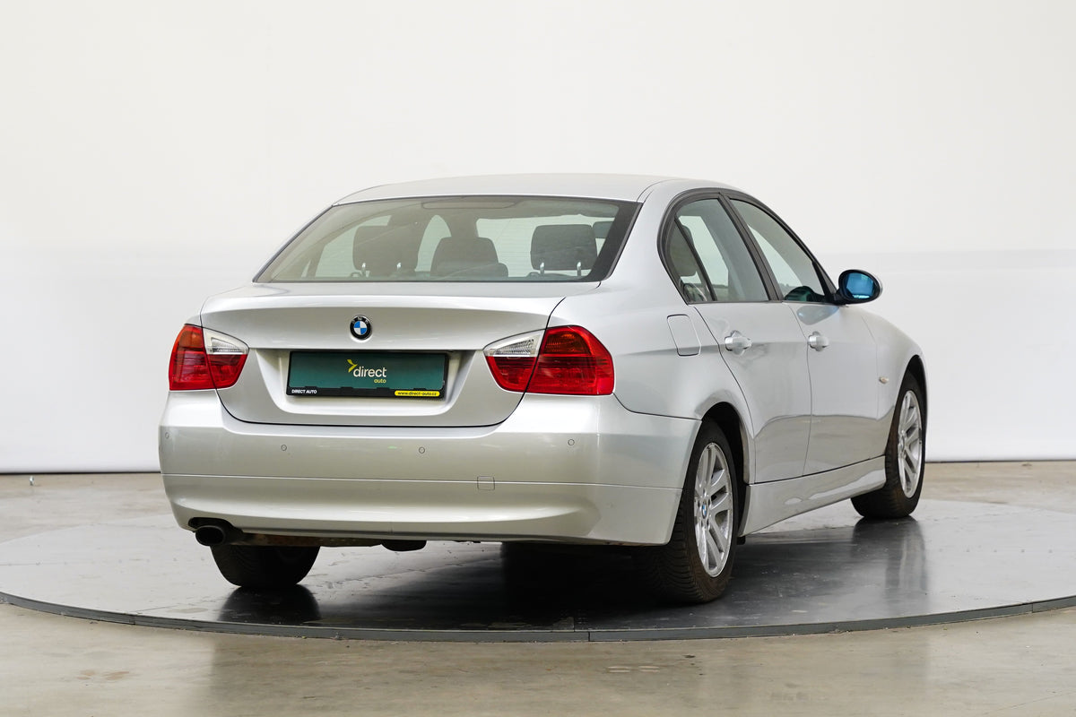 BMW Řada 3 318i 105 kW – foto 2