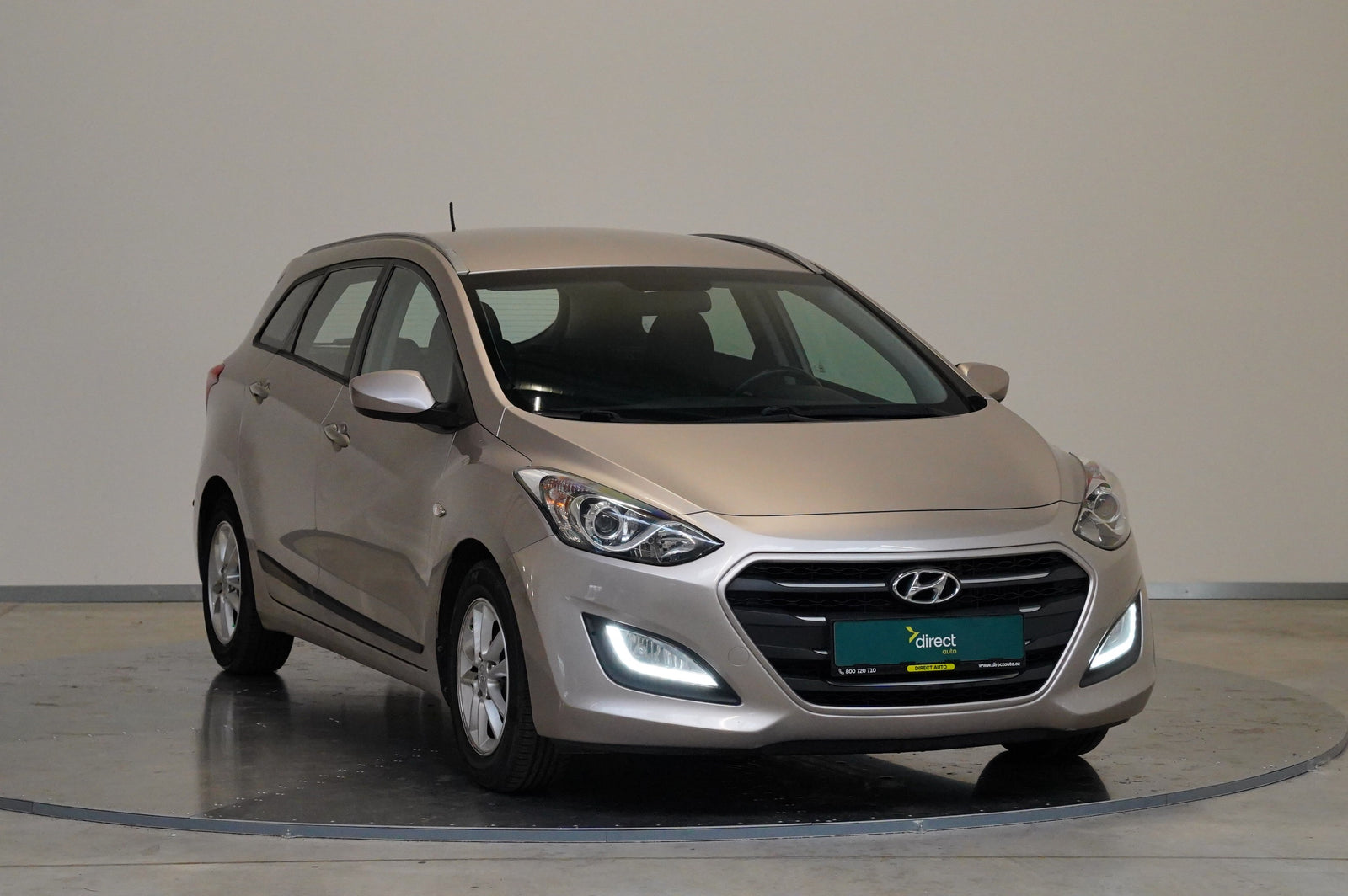 Hyundai i30 1.6 CRDi 81 kW – foto 2