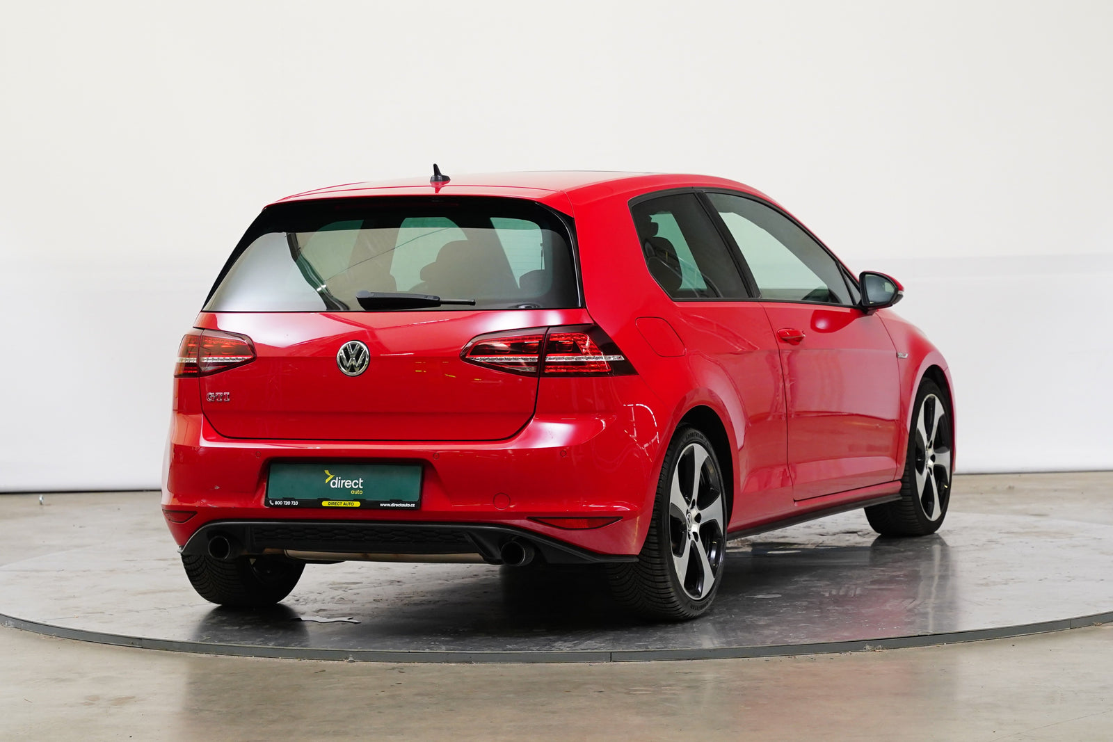 Volkswagen Golf 2.0 TSI 169 kW GTI Performance – foto 2
