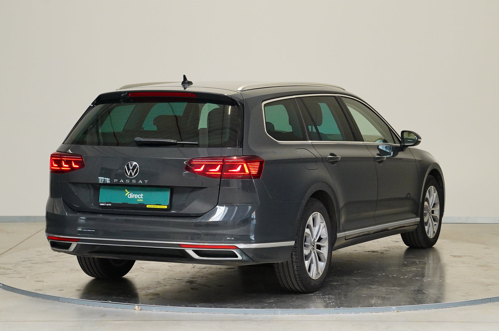 Volkswagen Passat 2.0 TDI 110 kW DSG Elegance – foto 2