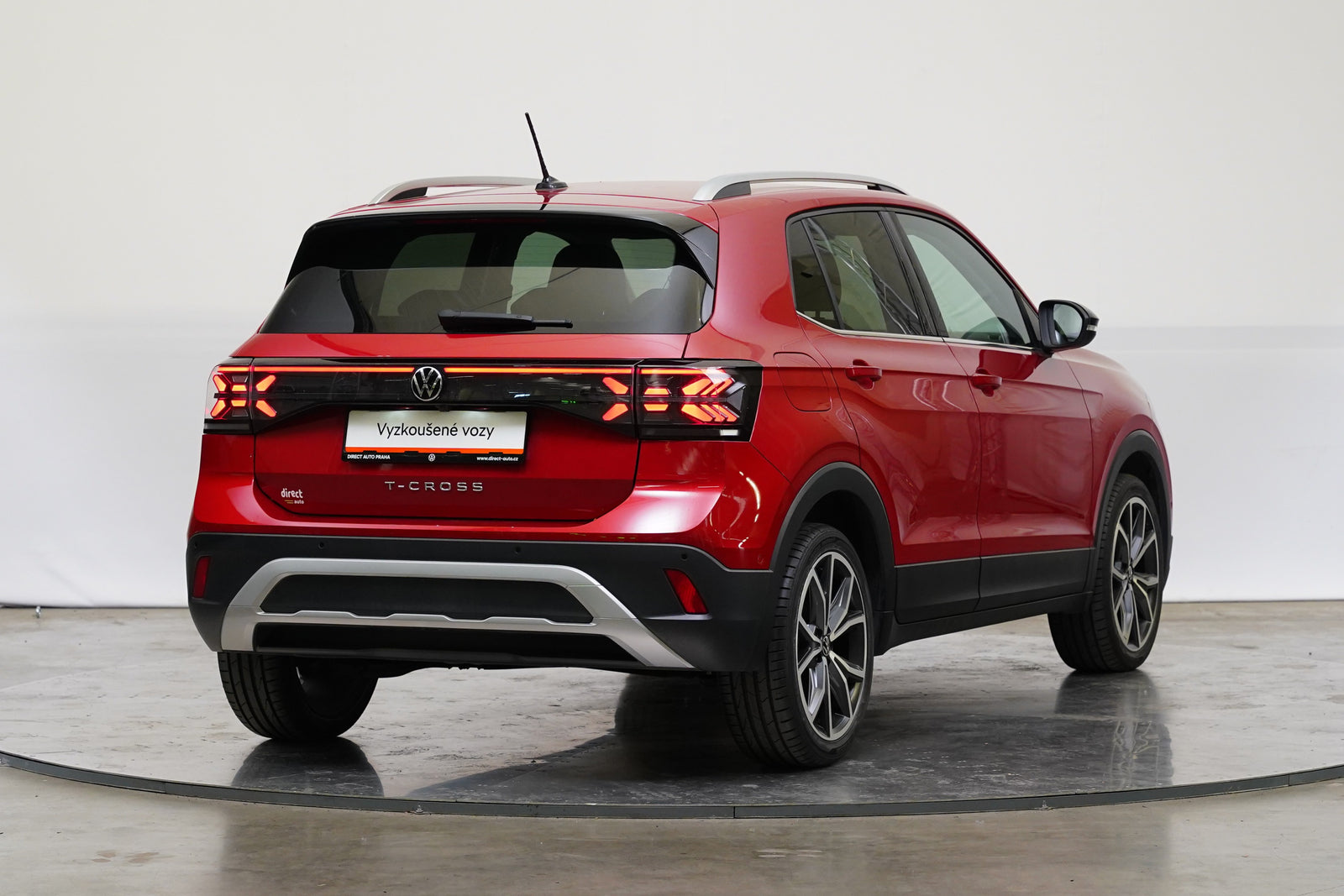 Volkswagen T-Cross 1.0 TSI 85 kW DSG Style – foto 2