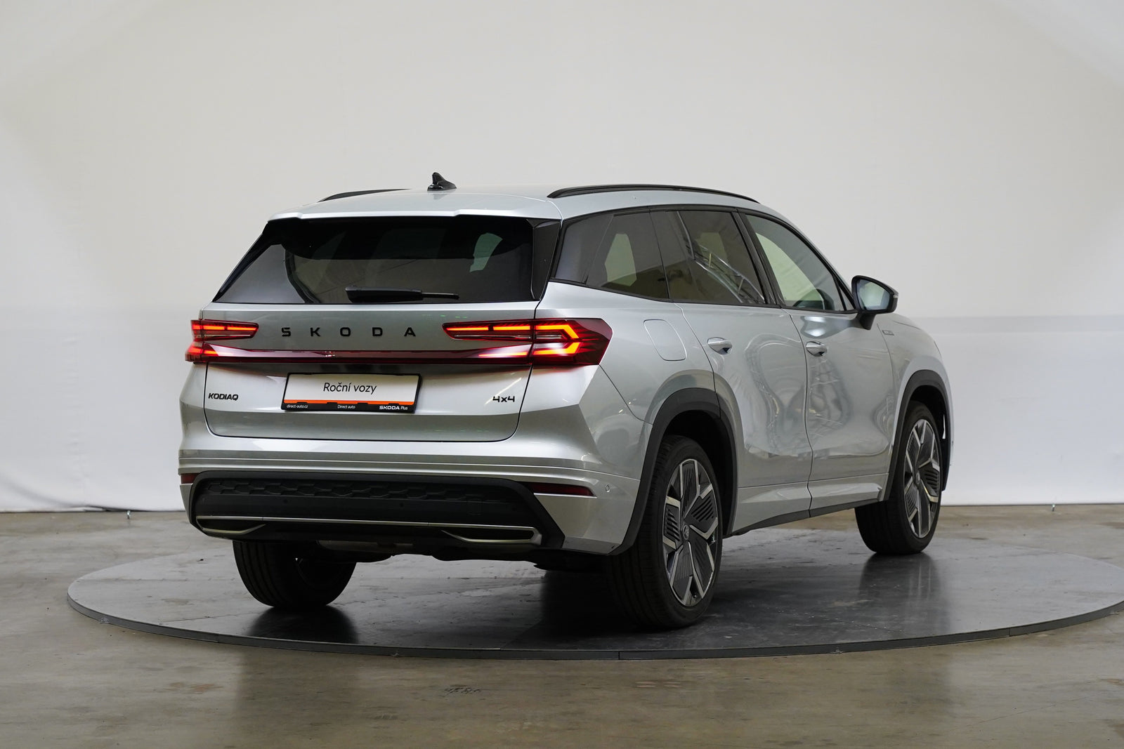 Škoda Kodiaq 2.0 TDI 142 kW 4x4 Sportline – foto 2