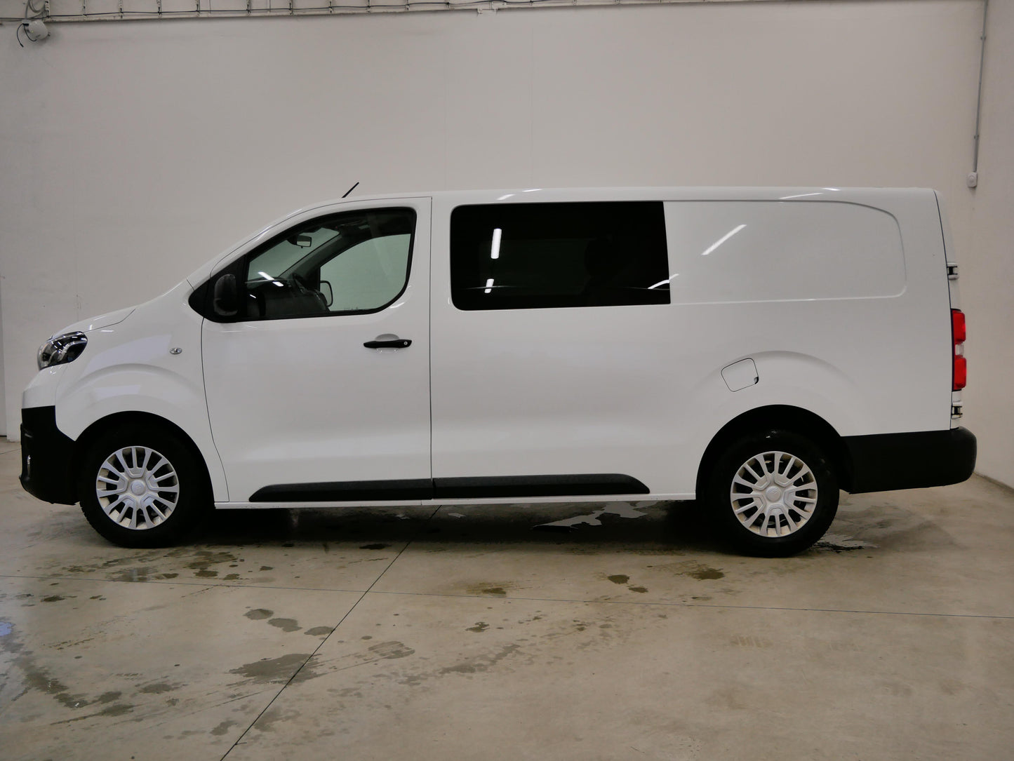 Toyota Proace 2.0 D-4D L3H1 6 míst